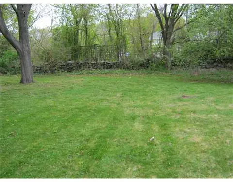 67 Hess Ave, Warwick, RI 02889 photo 2