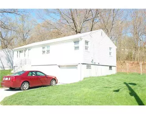 73 Roberta Ave, Woonsocket, RI 02895 photo 8