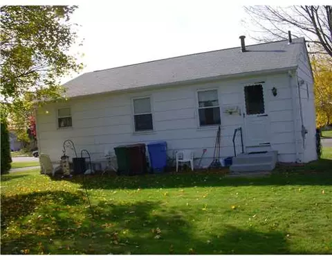 315 Grandview Ave, Woonsocket, RI 02895 photo 9
