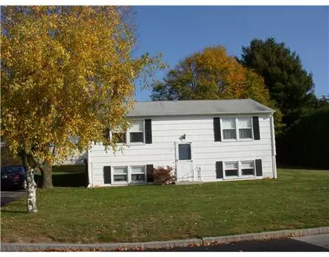 315 Grandview Ave, Woonsocket, RI 02895 photo 1