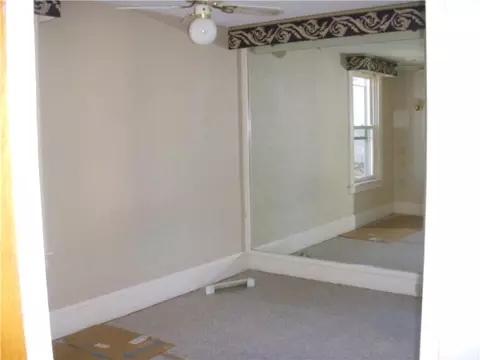 407 Winter St, Woonsocket, RI 02895 photo 5