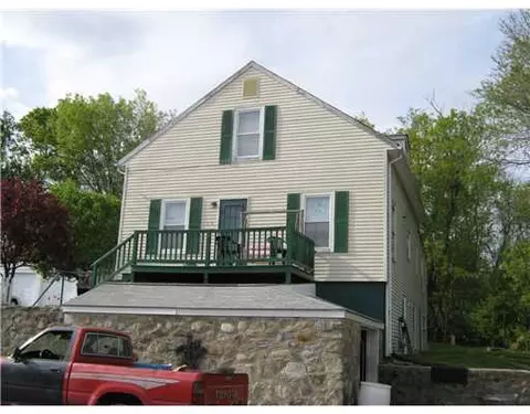 574 Robinson St, Woonsocket, RI 02895 photo 1