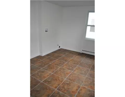 298 Park Pl, Woonsocket, RI 02895 photo 8