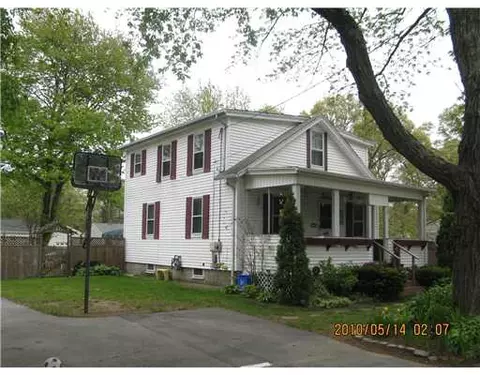 96 Haswill St, Warwick, RI 02889 photo 3