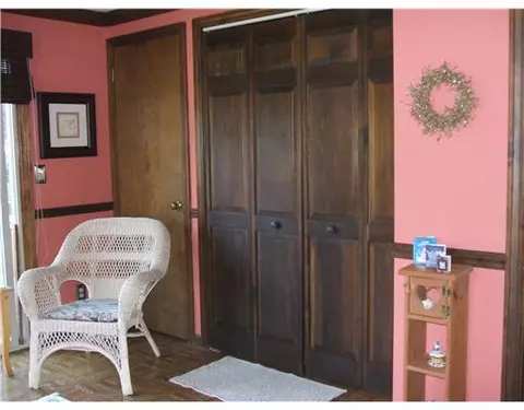 35 Norman St, Fall River, MA 02721 photo 9