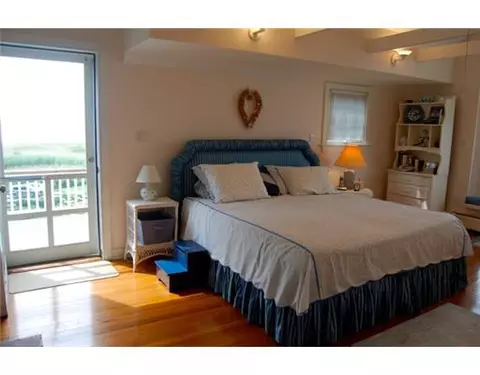 2 Niantic Ave, Westerly, RI 02891 photo 7