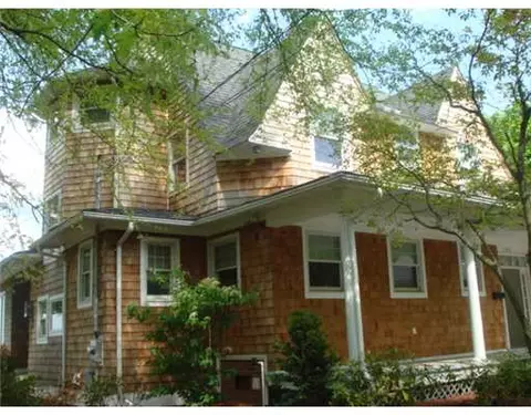 108 Bellman Ave, Warwick, RI 02889 photo 4