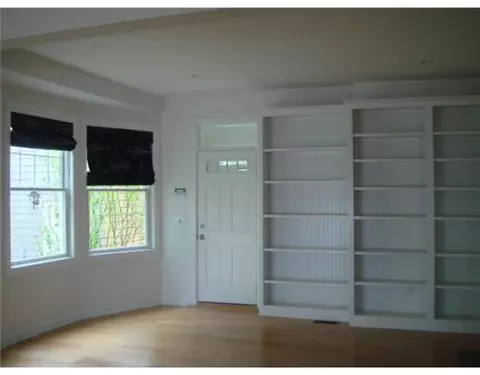 108 Bellman Ave, Warwick, RI 02889 photo 8