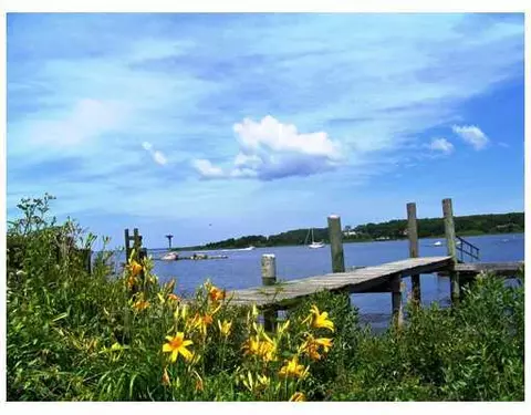 19 Breen Rd, Westerly, RI 02891 photo 2