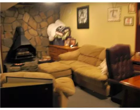 340 Ring Ave, Warwick, RI 02888 photo 5