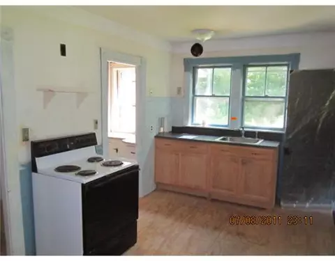 135 S Killingly Rd, Foster, RI 02825 photo 9