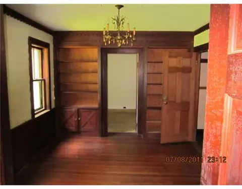 135 S Killingly Rd, Foster, RI 02825 photo 6