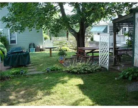 642 Diamond Hill Rd, Woonsocket, RI 02895 photo 12