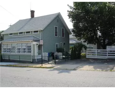 642 Diamond Hill Rd, Woonsocket, RI 02895 photo 9