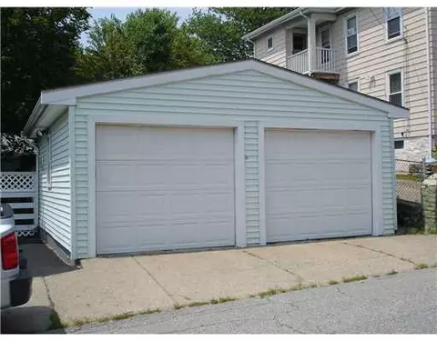 642 Diamond Hill Rd, Woonsocket, RI 02895 photo 10