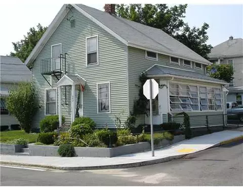 642 Diamond Hill Rd, Woonsocket, RI 02895 photo 3