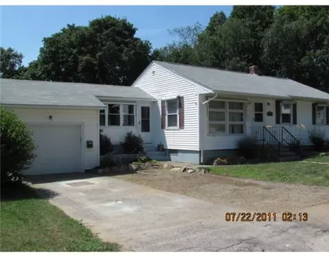 22 Bernard Dr, Coventry, RI 02816 photo 2