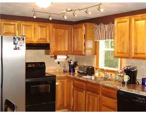 2 White Pine Rd, Coventry, RI 02816 photo 3