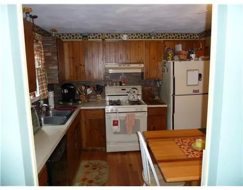 30 Hackman Pl, Warwick, RI 02889 photo 6