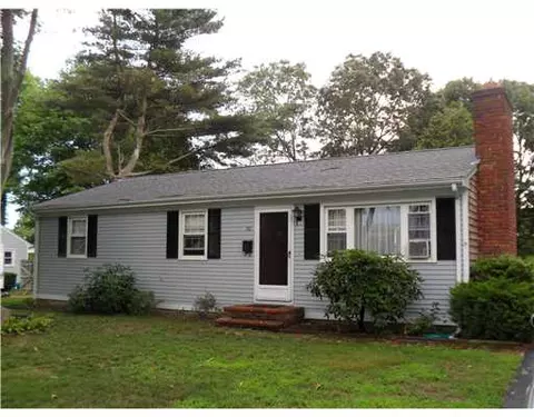 70 Duffield Rd, Bristol, RI 02809 photo 1