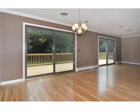 145 Alpine Estates Dr, Cranston, RI 02921 photo 4