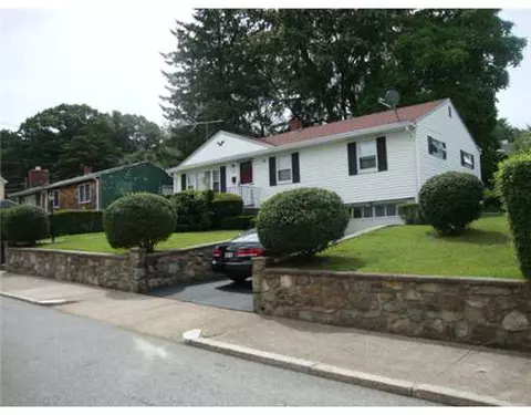 648 Fourth Ave, Woonsocket, RI 02895 photo 2