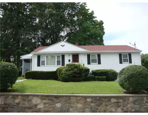 648 Fourth Ave, Woonsocket, RI 02895 photo 1