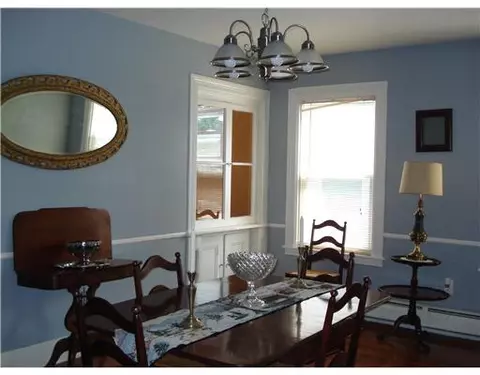 73 Child St, Warren, RI 02885 photo 11