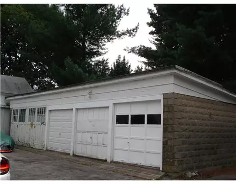 73 Child St, Warren, RI 02885 photo 6
