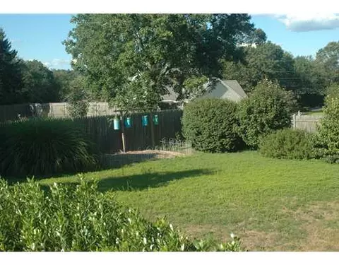 28 Nutmeg Dr, Westerly, RI 02891 photo 8