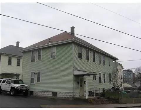 12 Seventh Ave, Woonsocket, RI 02895 photo 2