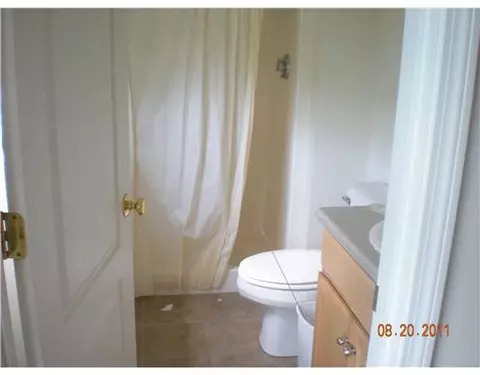 115 Armstrong Ave, Warwick, RI 02889 photo 7