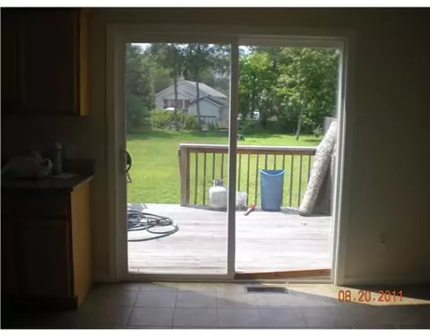 115 Armstrong Ave, Warwick, RI 02889 photo 11