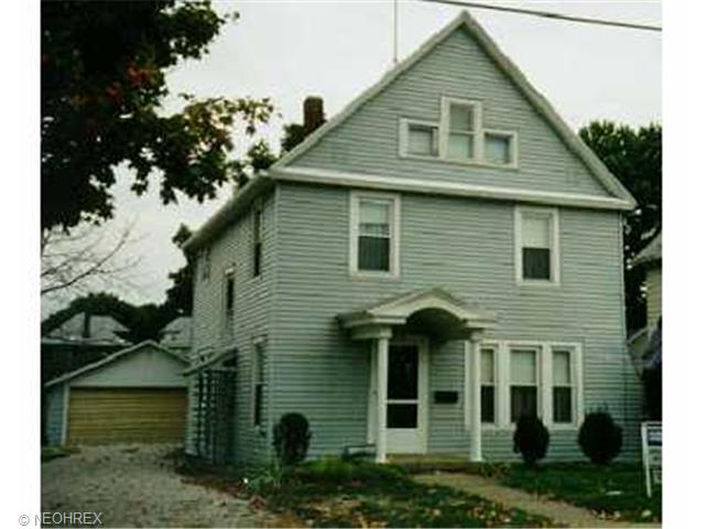 715 Elma St, Akron, OH 44310 photo 1