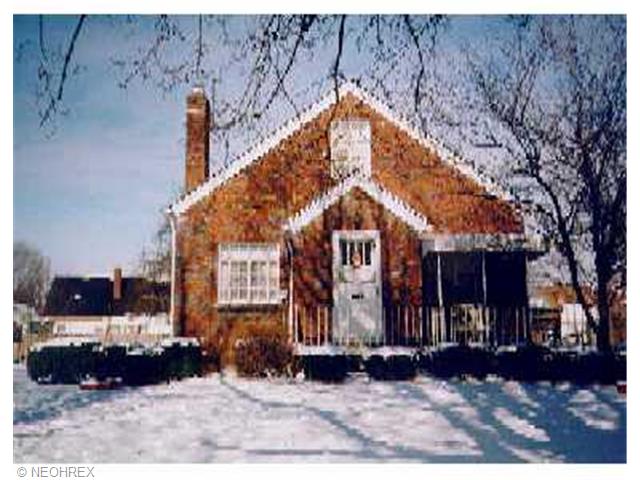 225 Como St, Struthers, OH 44471 photo 1