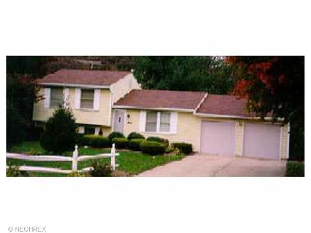 7773 Sutton Pl, Warren, OH 44484 photo 1