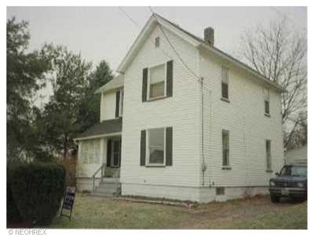 65 Pine St, Struthers, OH 44471 photo 1