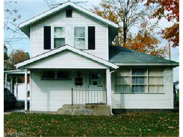 9547 E Center St, Windham, OH 44288 photo 1