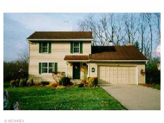 179 Albany Dr, Canton, OH 44708 photo 1