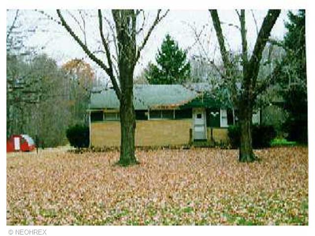 9621 Wolfe Rd, Windham, OH 44288 photo 1