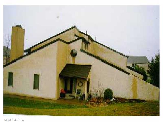 1436 Loop Rd, Kent, OH 44240 photo 1
