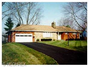 4211 Ashwood St, Canton, OH 44708 photo 1
