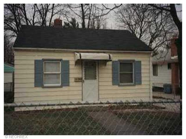 710 Evans Ave, Akron, OH 44310 photo 1