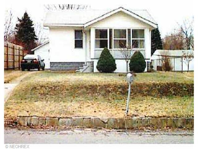 2176 Cooledge Ave, Akron, OH 44305 photo 1