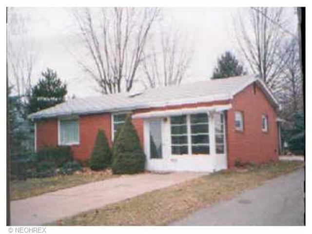 415 Marion St, Dover, OH 44622 photo 1
