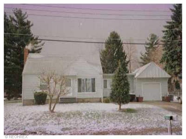 79 E Long Lake Blvd, Akron, OH 44319 photo 1