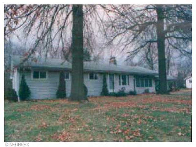 919 E 4th St, Dover, OH 44622 photo 1