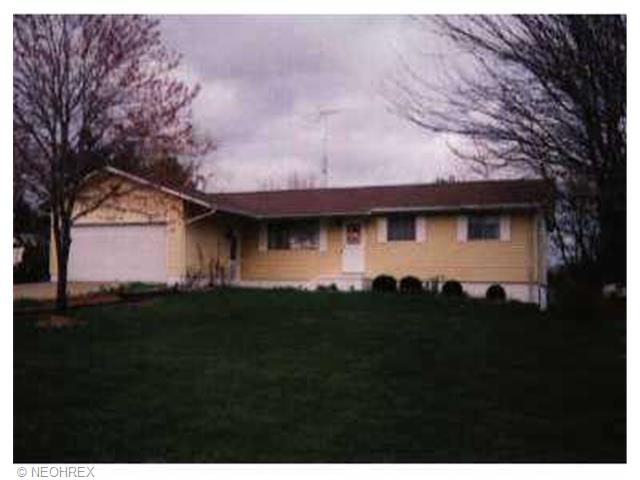 6830 Glenmere Ave, Canton, OH 44721 photo 1