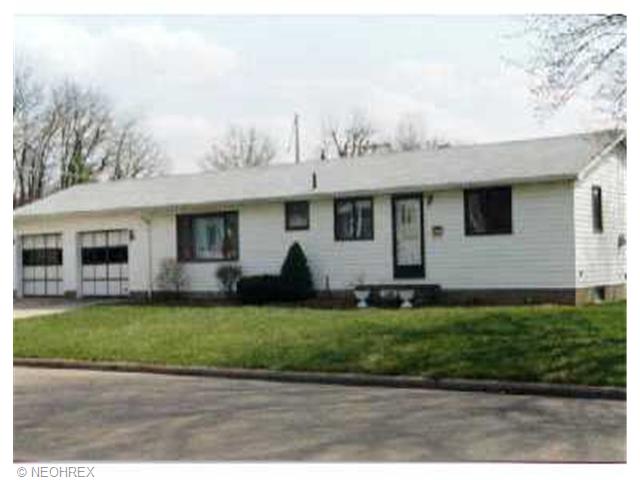 438 Harmon, Brewster, OH 44613 photo 1