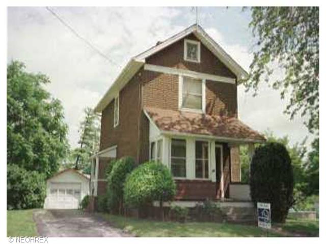 69 Spring St, Struthers, OH 44471 photo 1